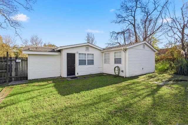 2261 Carolyn Ave, Denham Springs, LA 70726