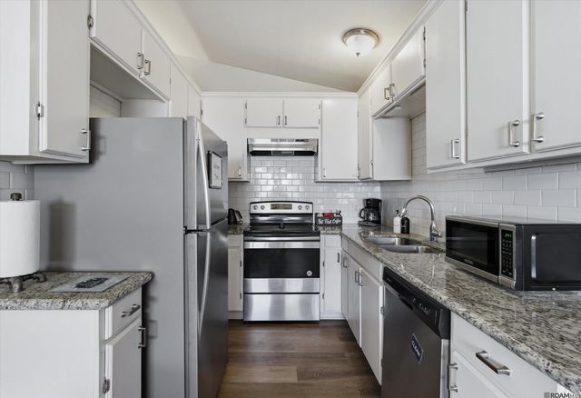 2261 Carolyn Ave, Denham Springs, LA 70726