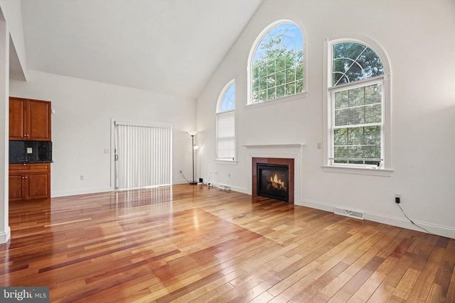 16 W RIDGE RD, Lititz, PA 17543