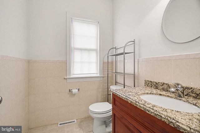 16 W RIDGE RD, Lititz, PA 17543
