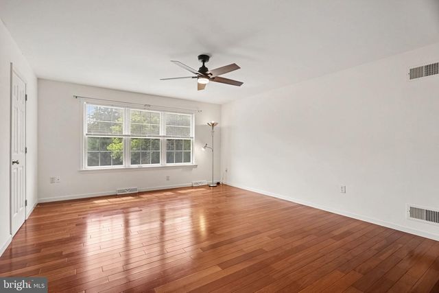 16 W RIDGE RD, Lititz, PA 17543