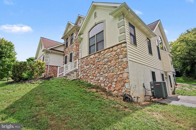 16 W RIDGE RD, Lititz, PA 17543