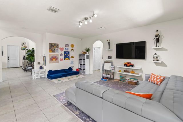 11823 SW 151st Place, Miami, FL 33196