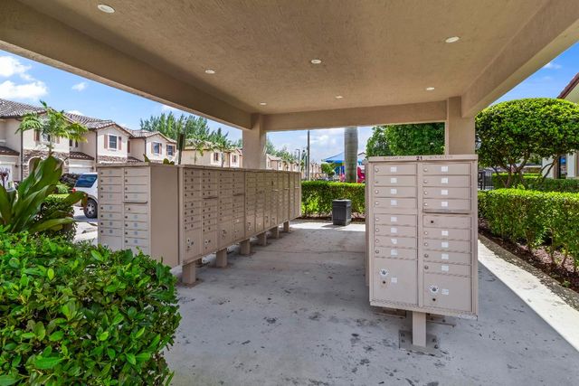 11823 SW 151st Place, Miami, FL 33196