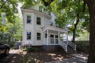 32 Harding Place, New Haven, CT 06511