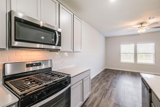 30222 Fledged Wing Drive, Waller, TX 77484