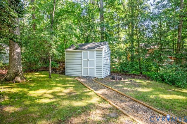 3509 Quail Hill Dr, Midlothian, VA 23112