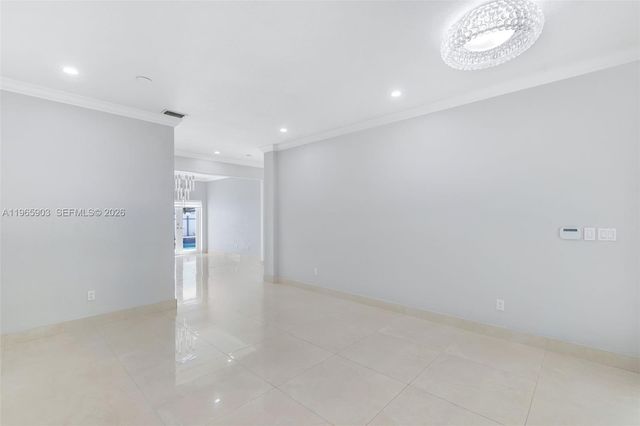 14813 NW 87th Pl, Miami Lakes, FL 33018