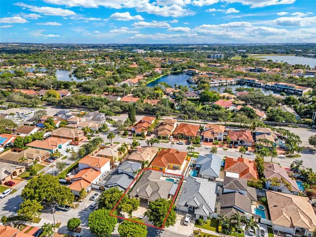 14813 NW 87th Pl, Miami Lakes, FL 33018