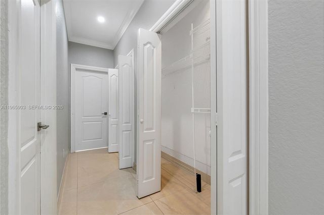 14813 NW 87th Pl, Miami Lakes, FL 33018