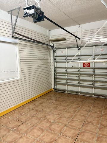 14813 NW 87th Pl, Miami Lakes, FL 33018