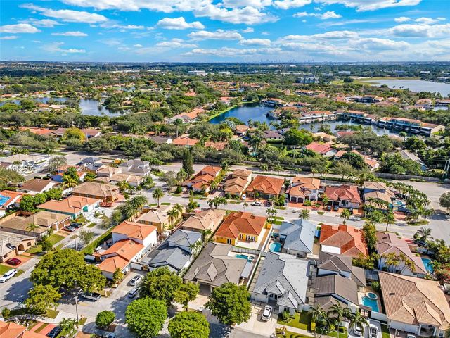14813 NW 87th Pl, Miami Lakes, FL 33018