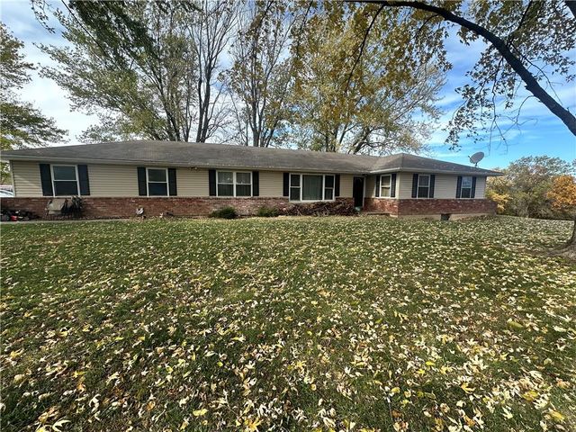740 NW 1101st Road, Holden, MO 64040