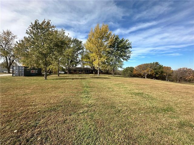 740 NW 1101st Road, Holden, MO 64040