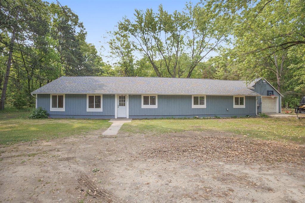 2635 E River Road, Twin Lake, MI 49457