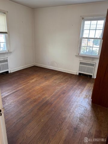 500 2nd Street, Dunellen, NJ 08812