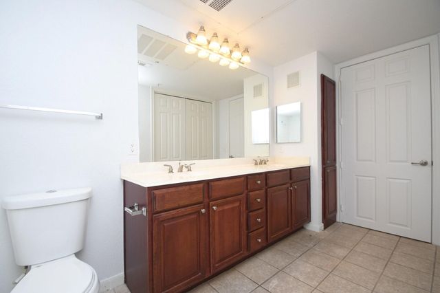 7575 Kirby Drive 1407, Houston, TX 77030