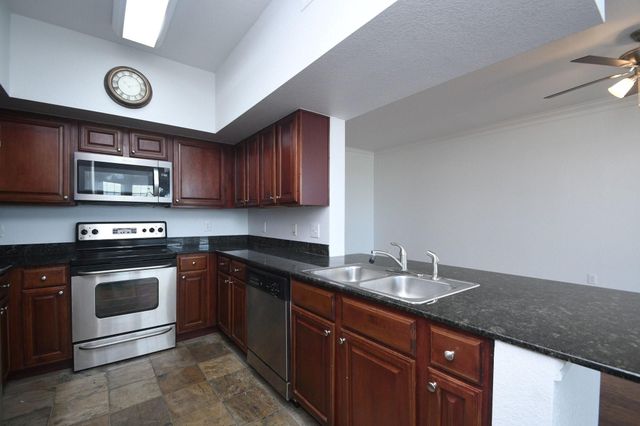 7575 Kirby Drive 1407, Houston, TX 77030
