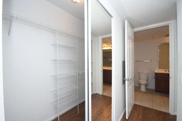 7575 Kirby Drive 1407, Houston, TX 77030