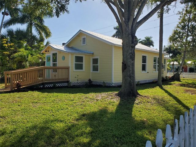 760 W MARION AVENUE, Punta Gorda, FL 33950