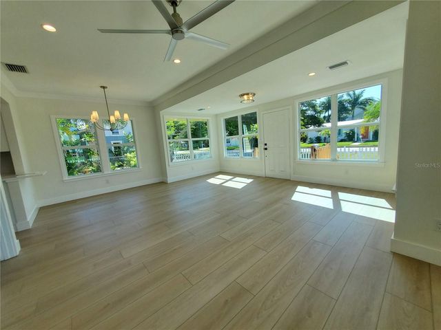 760 W MARION AVENUE, Punta Gorda, FL 33950