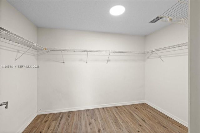 19996 NE 5th Court 4C, Miami, FL 33179