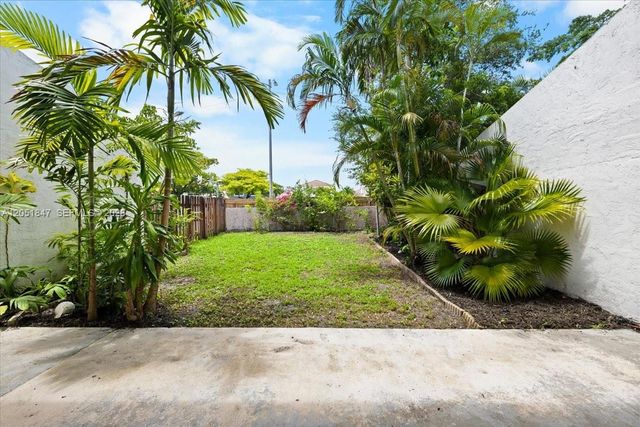 19996 NE 5th Court 4C, Miami, FL 33179