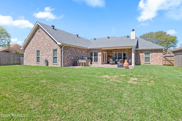 104 Devon Way, Youngsville, LA 70592