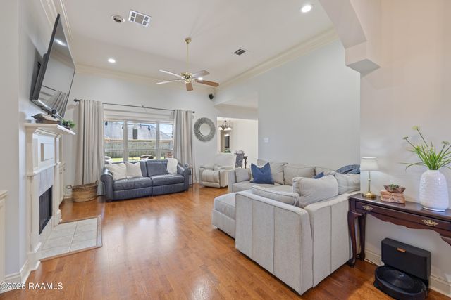 104 Devon Way, Youngsville, LA 70592