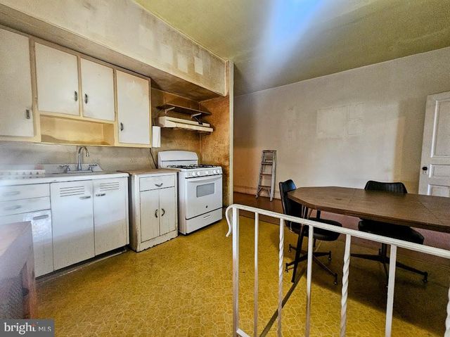 208 N 63RD ST, Philadelphia, PA 19139