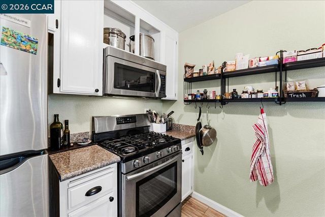 1734 Casa Grande St, Benicia, CA 94510