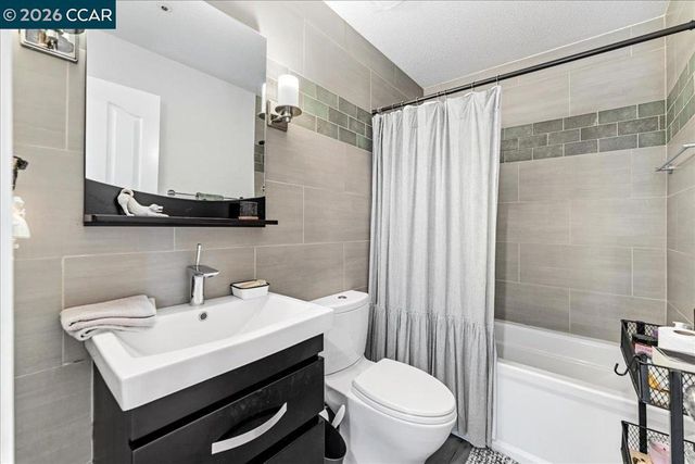 1734 Casa Grande St, Benicia, CA 94510