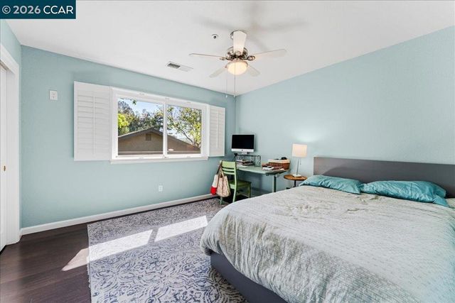 1734 Casa Grande St, Benicia, CA 94510