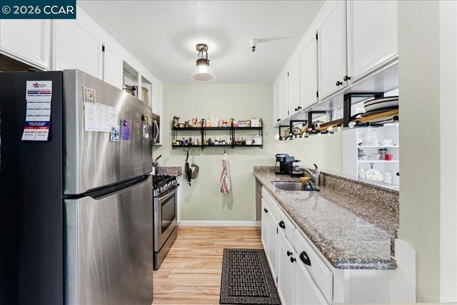 1734 Casa Grande St, Benicia, CA 94510