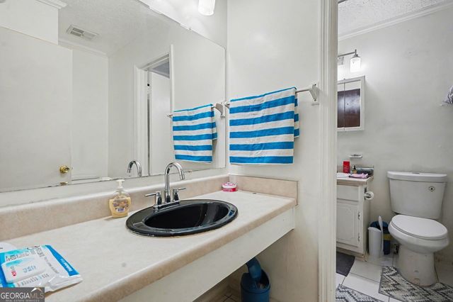 9018 Huntwood Lane, Riverdale, GA 30274