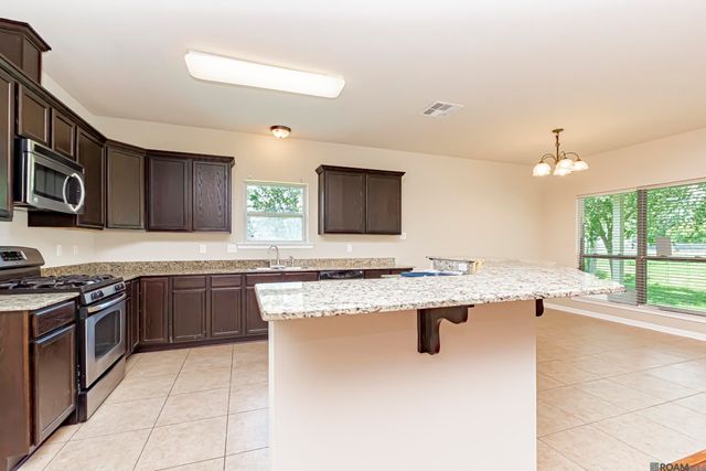 1521 S Sanctuary Ave, Gonzales, LA 70737