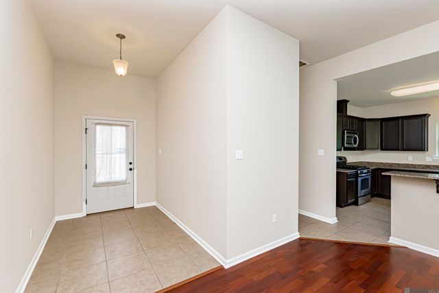 1521 S Sanctuary Ave, Gonzales, LA 70737