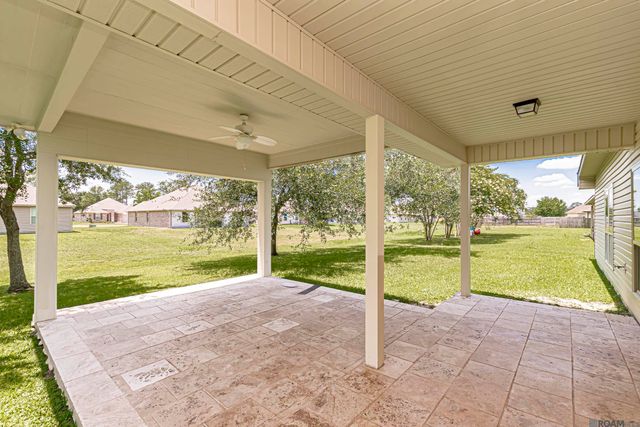 1521 S Sanctuary Ave, Gonzales, LA 70737