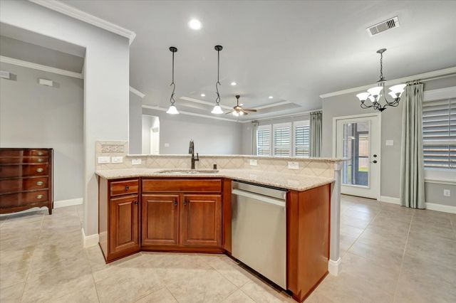 1541 Tuscan Village Drive, League City, TX 77573