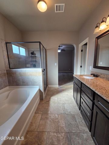 3800 LOMA JACINTO, El Paso, TX 79938