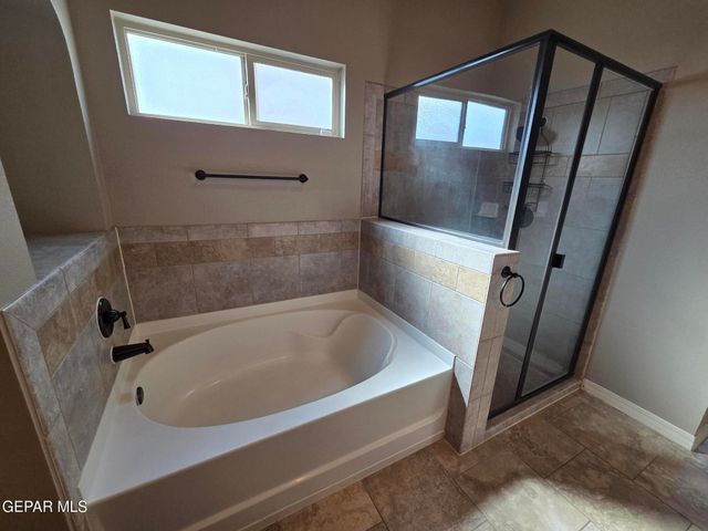 3800 LOMA JACINTO, El Paso, TX 79938