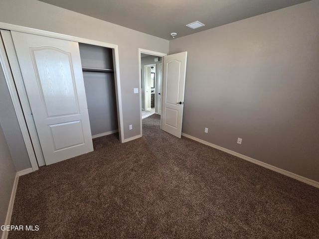 3800 LOMA JACINTO, El Paso, TX 79938