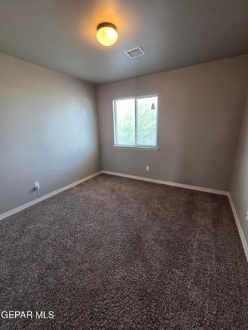 3800 LOMA JACINTO, El Paso, TX 79938