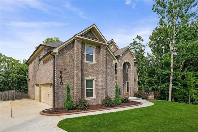 5810 Langdale, Douglasville, GA 30135