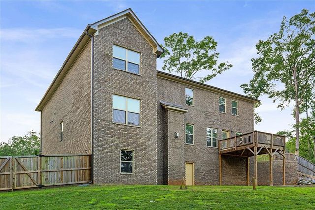 5810 Langdale, Douglasville, GA 30135