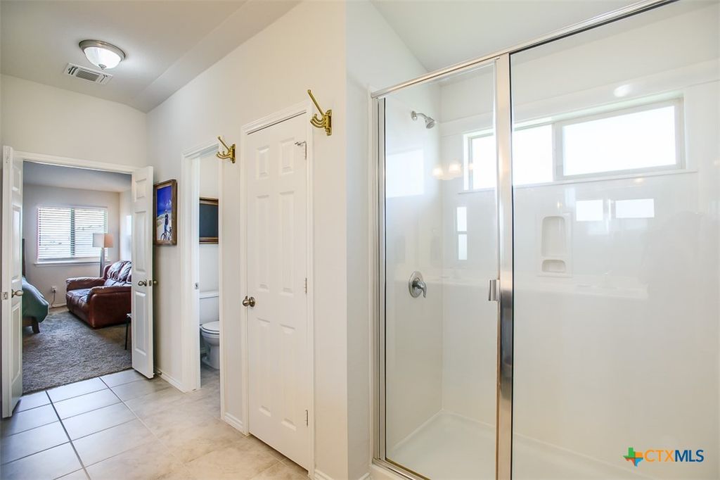 Image 16 of property listing at 2502 Dante Court, Harker Heights, TX 76548