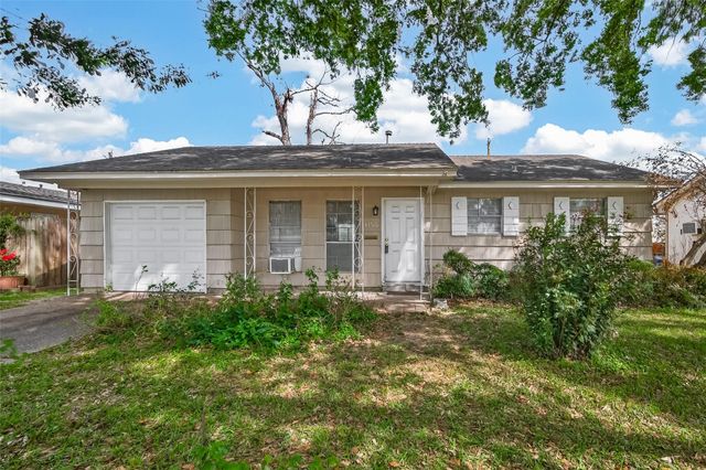 4122 Bolin Road, Houston, TX 77092