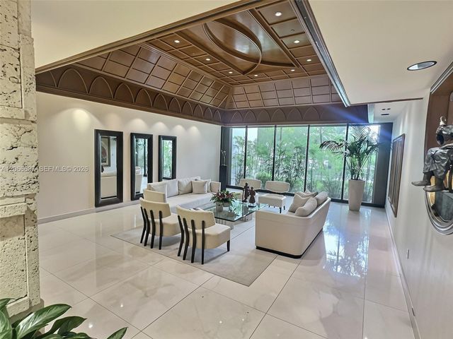 3 Grove Isle Drive C1208, Miami, FL 33133