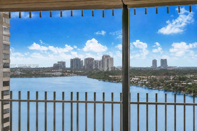 3 Grove Isle Drive C1208, Miami, FL 33133