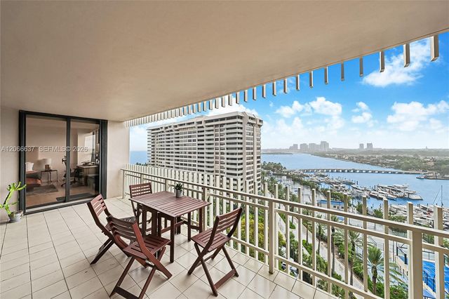 3 Grove Isle Drive C1208, Miami, FL 33133